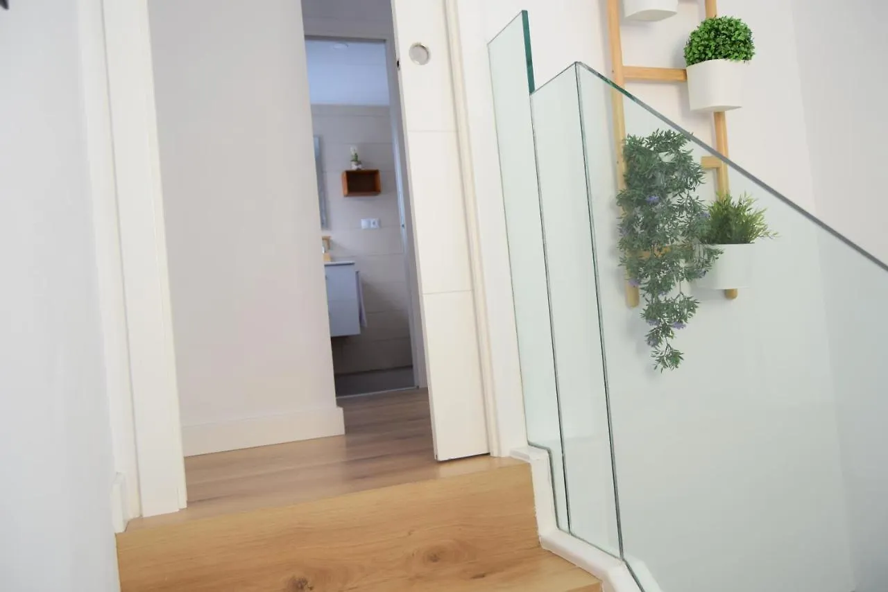 SOHO ARTS DUPLEX CENTRO by AlohaMálaga Apartamento 0*,